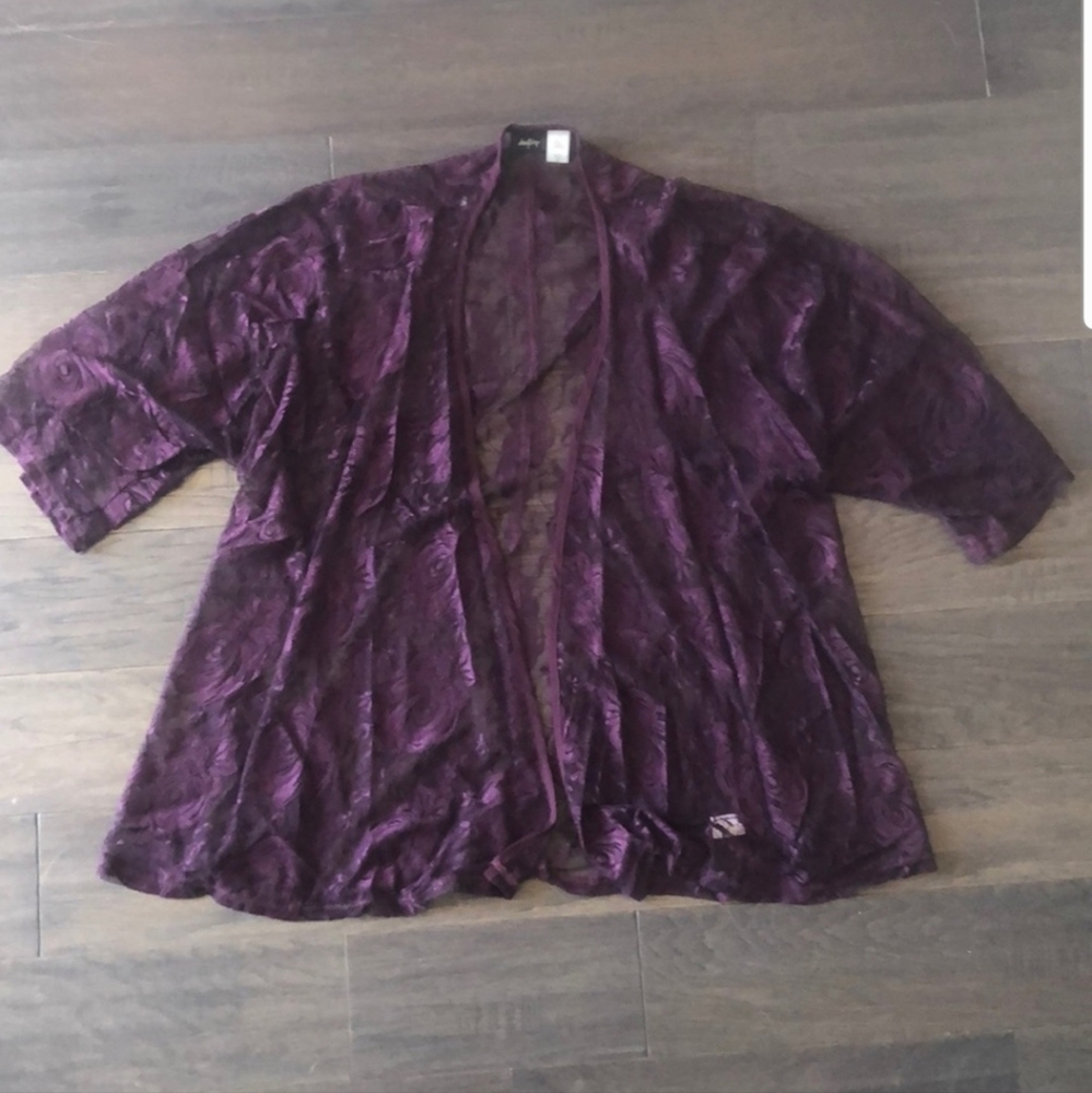 Daytrip/Buckle Purple Lace Floral Kimono Cardigan Size M